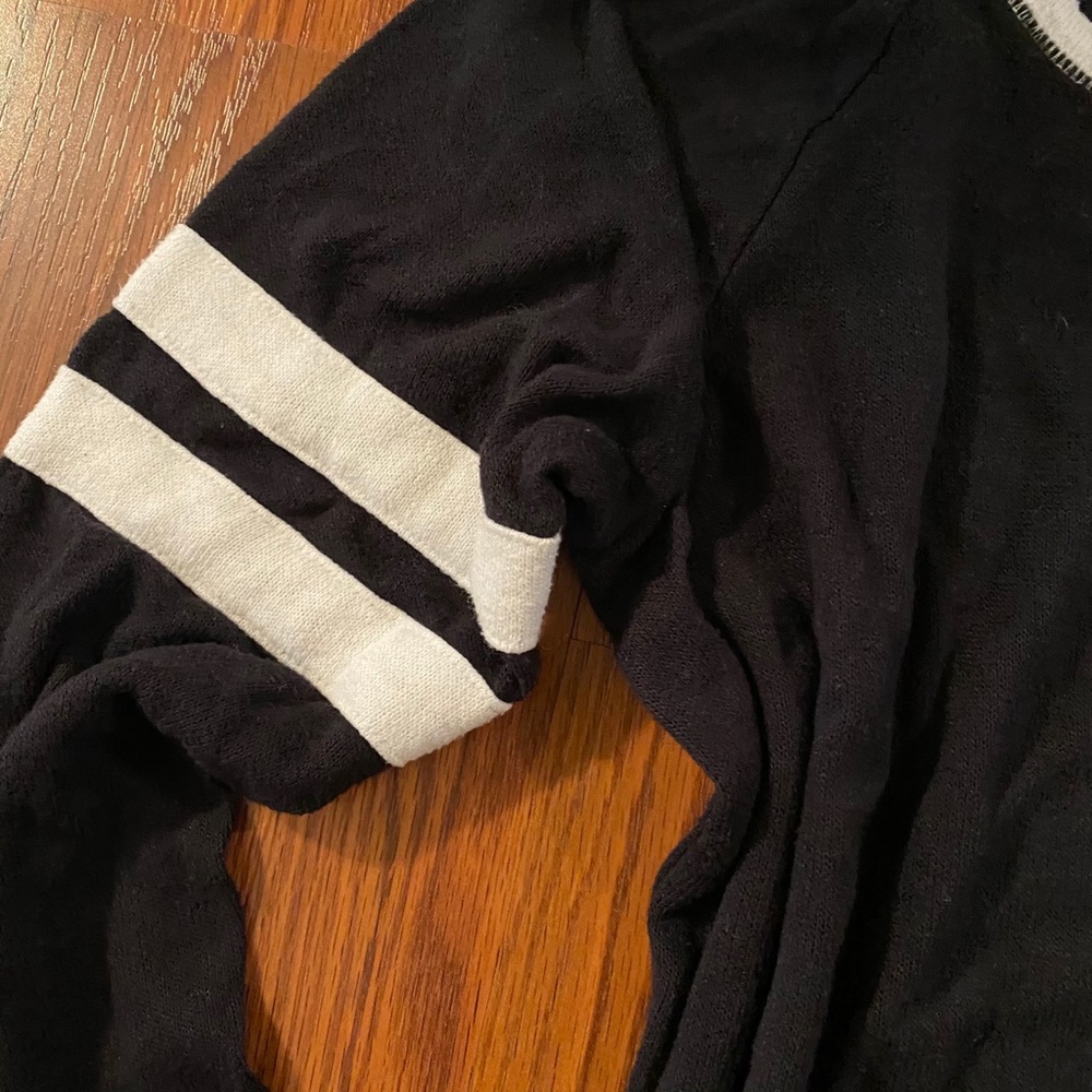 So Sweater - Picture 3 of 3